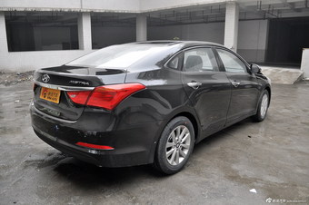 2013款名图1.8GLS自动智能型幻影黑