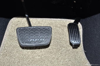 2013款威飒2.7L四驱豪华版