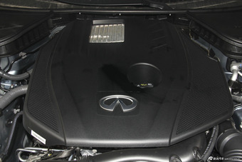 2015款英菲尼迪Q50L 2.0T自动舒适版