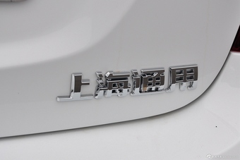 2014款爱唯欧三厢1.6L自动风尚型