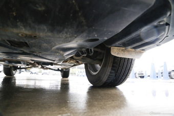 2015款傲虎2.5L自动豪华导航版