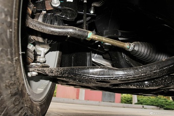 2015款吉利新帝豪三厢1.5L手动向上版