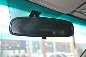 2012款奥轩G5 2.4L手动精英版四驱