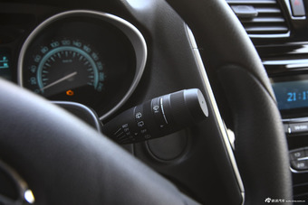 2015款传祺GS5 Super 2.0L手动两驱舒适版