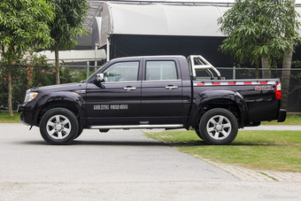 2016款中兴威虎TUV 2.5T手动澳洲版柴油两驱豪华型