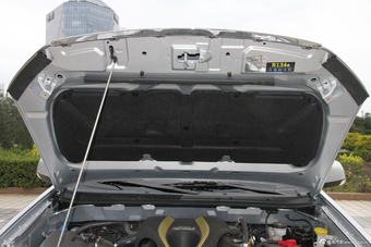 2015款五十铃mu-X 3.0T自动四驱尊享型