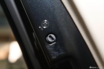 2013款迈腾1.8TSI领先型