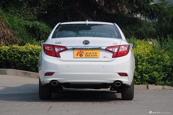 2015款比亚迪G5 1.5TI手动尊贵型