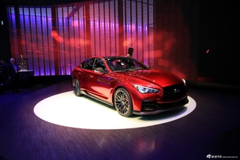 英菲尼迪Q50