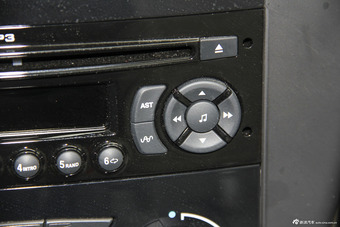 2013款世嘉三厢1.6L手动品尚型CNG