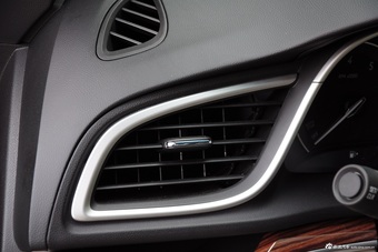 2015款英朗15N手动豪华型