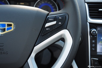 2015款吉利新帝豪三厢1.3T CVT向上版