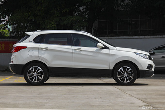 2016款北汽绅宝X55 1.5T自动CVT精英版