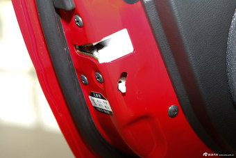 2012款乐驰1.2手动运动版优越型