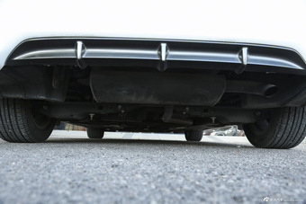 2014款雷克萨斯CT 1.8L自动200h F-Sport单色