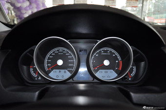 2011款骏捷FSV 1.5L自动豪华