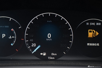 2016款捷豹XJL 2.0T自动两驱典雅商务版