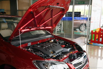 2013款花冠1.6L自动豪华版