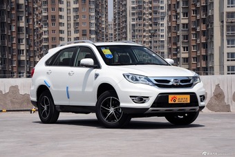 2015款比亚迪S7 1.5T手动尊贵版