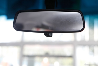 2012款乐驰1.0 P-TEC手动优越型