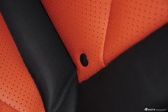 2015款宝骏560 1.8L手动精英型