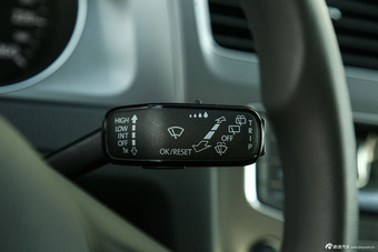 2016款高尔夫1.6L手动时尚型