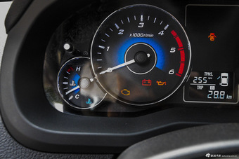 2016款中兴威虎TUV 2.8T手动五十铃柴油两驱豪华型