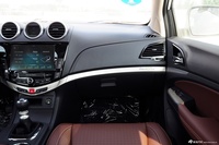 2015款比亚迪S7 1.5T手动尊贵版