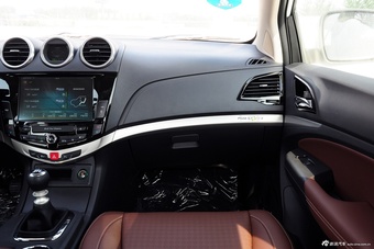 2015款比亚迪S7 1.5T手动尊贵版