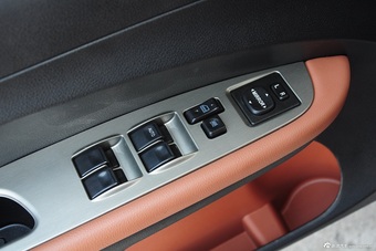 2015款景逸X5 1.6L尊享型