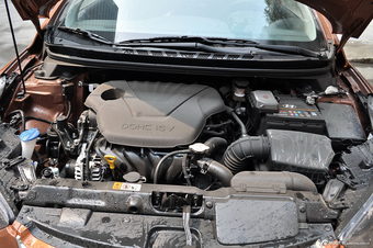 2012款朗动1.6L手动领先型