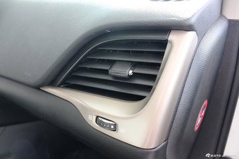 2014款自由光 2.4L自动精锐版图片