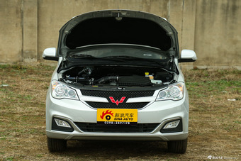 2015款五菱宏光S1 1.5L手动标准型