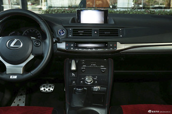 2014款雷克萨斯CT 1.8L自动200h F-Sport单色