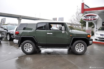  2013 FJ Cooluze 4.0L