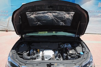 2015款荣威950 2.0T豪华行政版