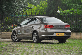 2015款迈腾2.0TSI旗舰型