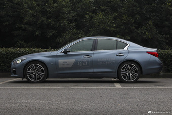 2014款英菲尼迪Q50 3.7L自动豪华运动版