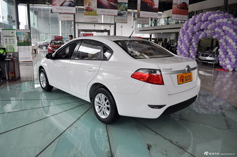 2013款中华H330 1.5L手动舒适