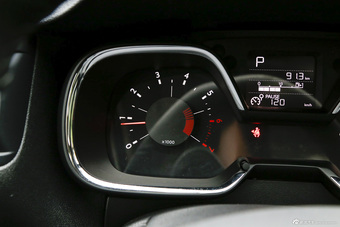 2016款C4世嘉1.6T自动THP自动旗舰型