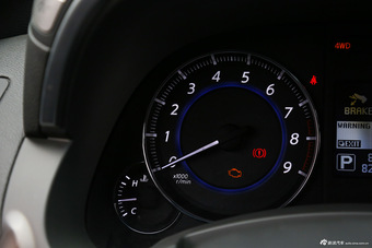 2013款英菲尼迪QX70 3.7L标准版