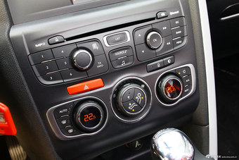 2012款DS4 1.6T自动风尚版到店实拍