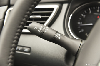 2014款奇骏2.5L自动XL ITS四驱豪华版