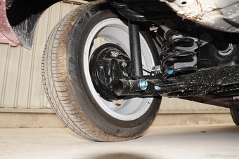 2015款玛驰1.5L自动易智版