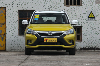 2016款比亚迪宋2.0TID自动尊贵型