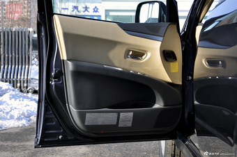 2011款斯巴鲁驰鹏 3.6L 7座
