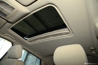 2012款北京汽车E系列1.3L乐尚手动版两厢