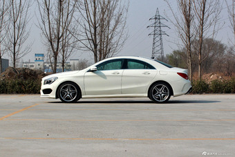 2015款奔驰CLA220 到店实拍