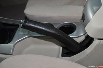 2012款奥轩G5 2.4L手动精英版两驱