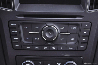 2014款绅宝D50 1.5L手动标准版